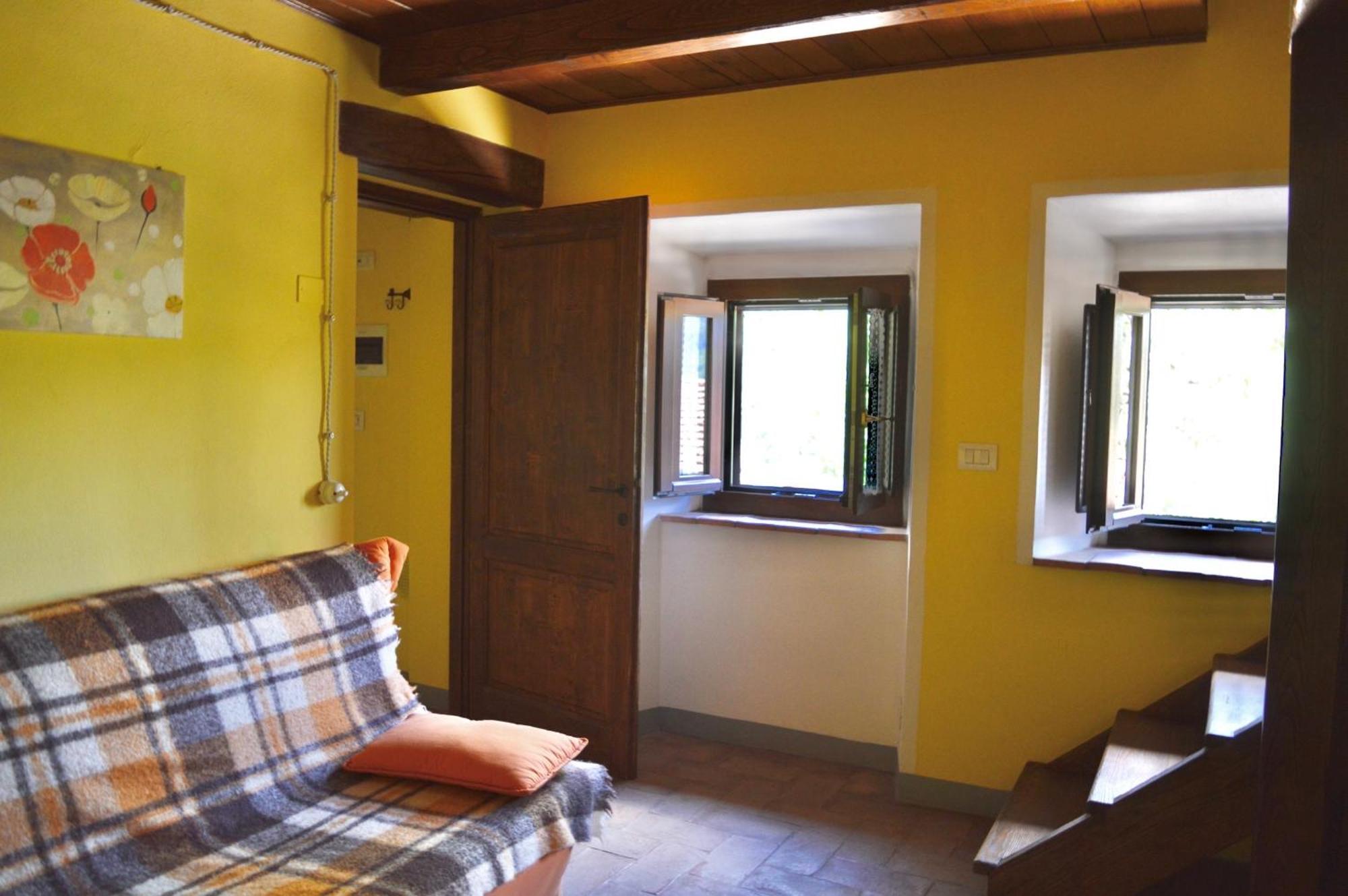 Agriturismo Vezzano تشيوسي ديلا فيرنا المظهر الخارجي الصورة