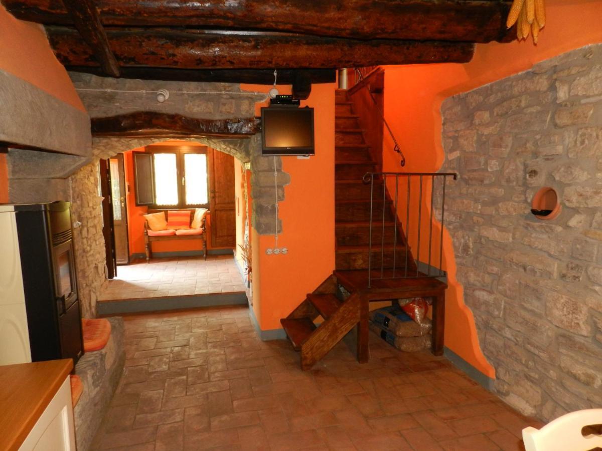 Agriturismo Vezzano تشيوسي ديلا فيرنا المظهر الخارجي الصورة